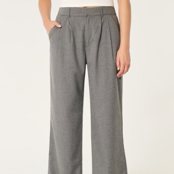 Hollister Livvy Ultra High-Rise Wide-Leg Pants - Picture 4 of 5